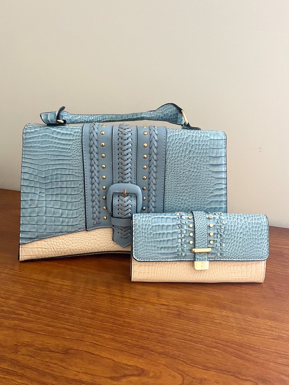 CATO Faux Crocodile Skin Handbag Purse & Matching Wallet Set Dusty Blue Cream